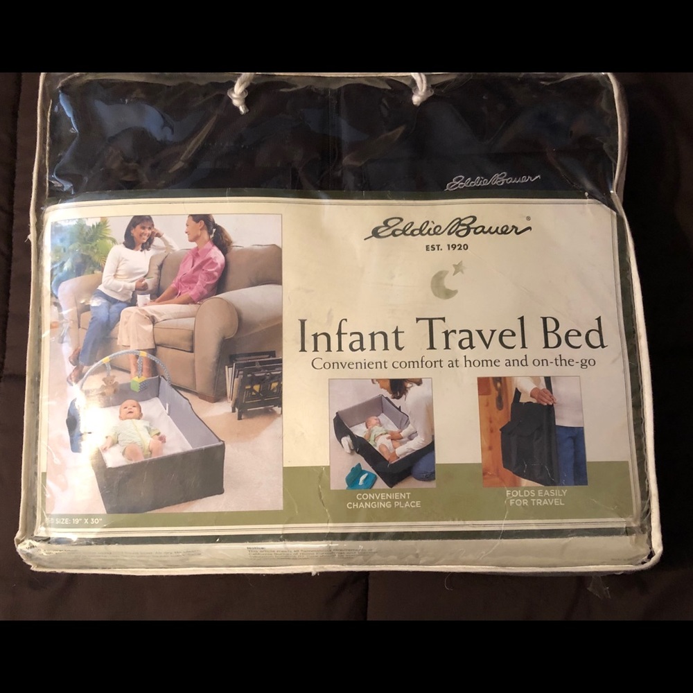 Infant travel bed